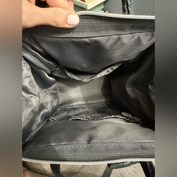 Diaper bag - Picture 3 of 4